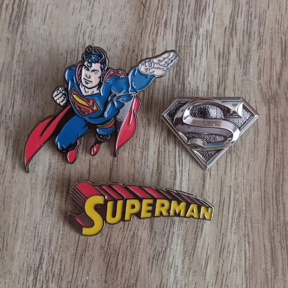 DC Comics Silver Brooch Set